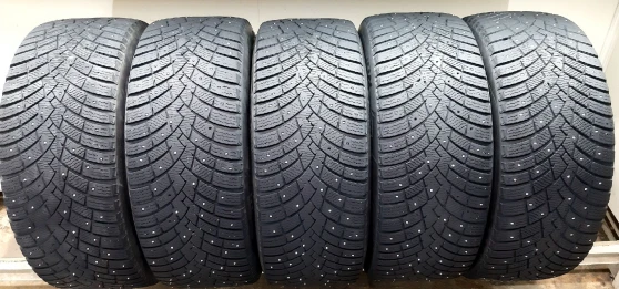 275/45 R21 Pirelli Scorpion Ice Zero 2