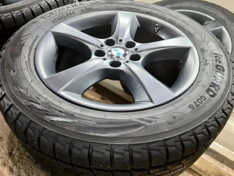 4шт  оригинал  BMW Диски  8.5x18, 5*120 ЕТ:46 Dia:75.1