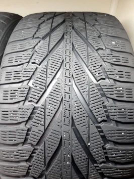 295/35 R21 Nokian Hakkapeliitta R2 SUV